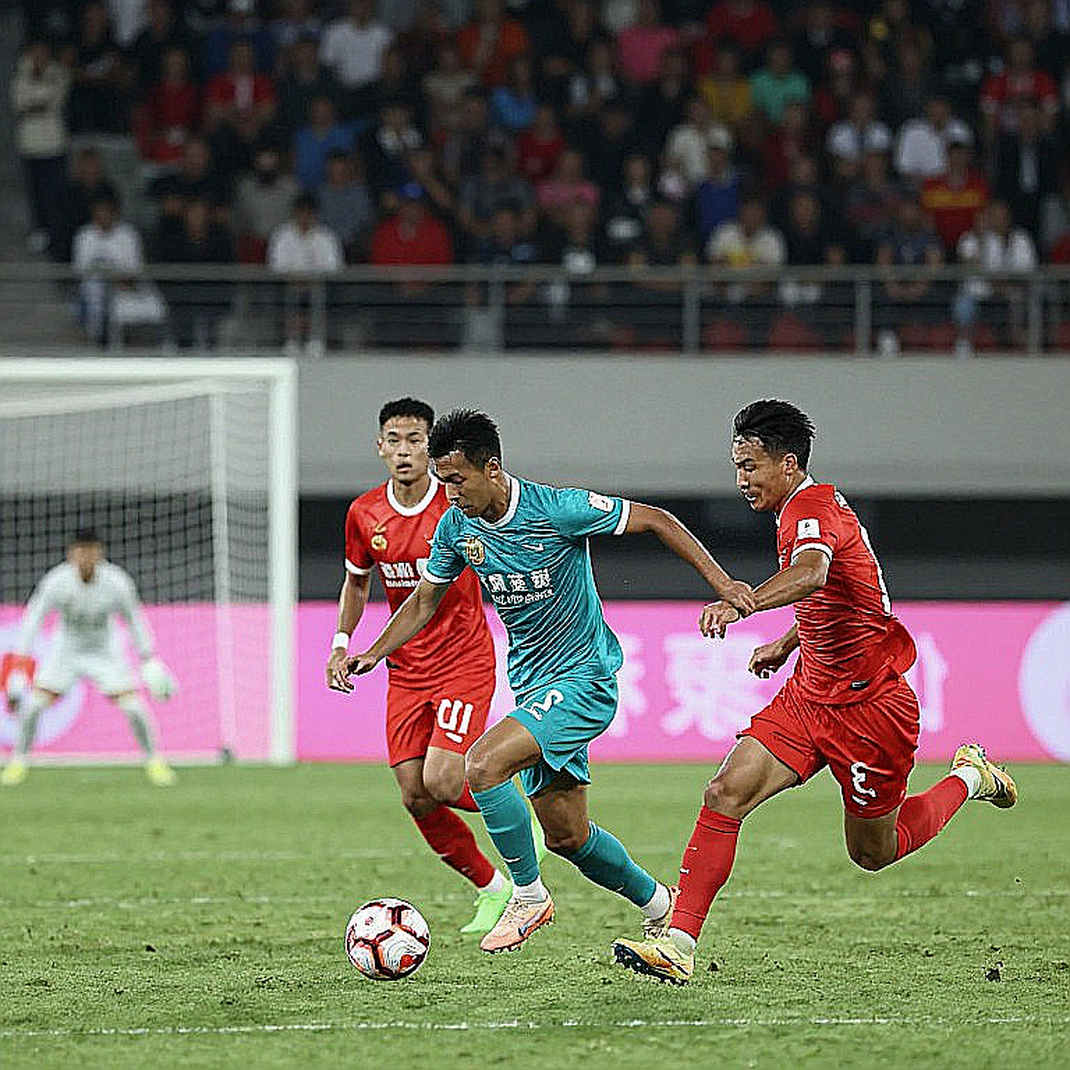 स्टैमफोर्ड ब्रिज में बारिश, एक डेब्यू और दो पीले कार्ड: टोटेनहम की 2-0 जीत का असली हिसाब
