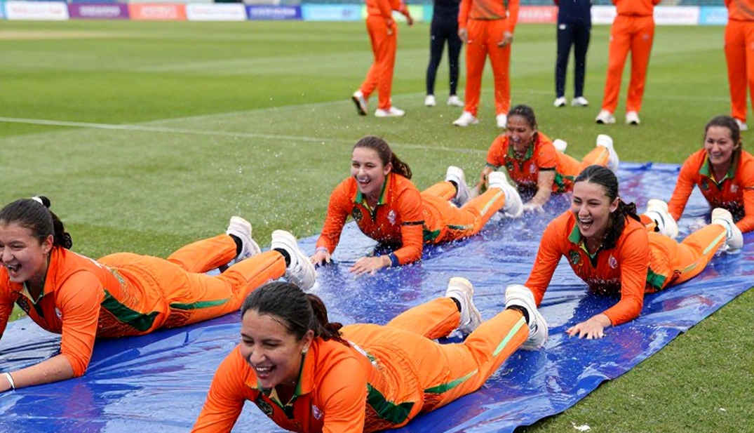 Two Days Left at Mirpur: Simmons Fenced the "Chaos" Question, and Bangladesh's Preparation Ledger Is Incomplete
